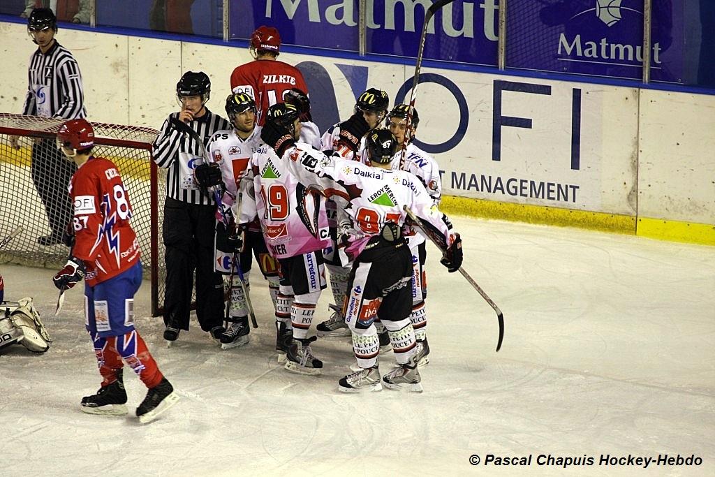Asnières 3 - 9 Amiens 