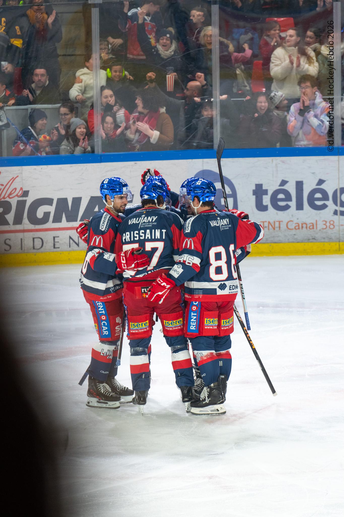 Grenoble  5 - 1 Rouen