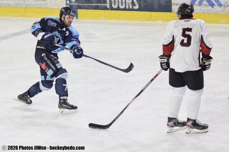 Tours II 5 - 1 Bordeaux II