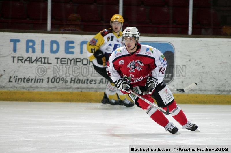 Briançon  7 - 3 Strasbourg 