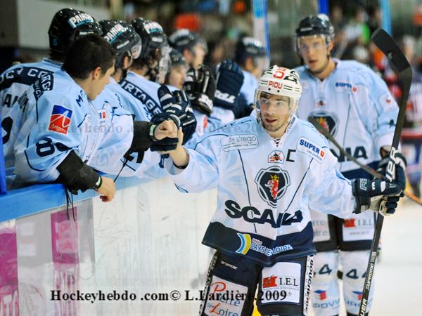 Grenoble  4 - 3 Angers 