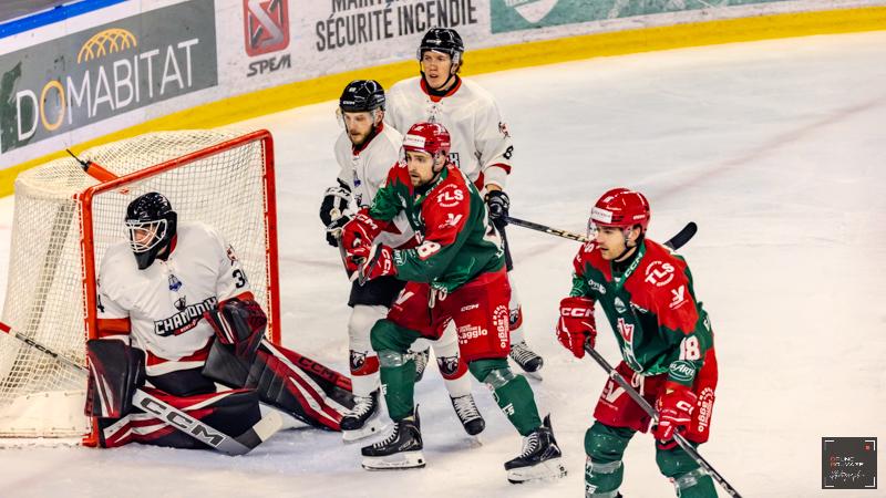 Cergy-Pontoise 8 - 2 Chamonix 