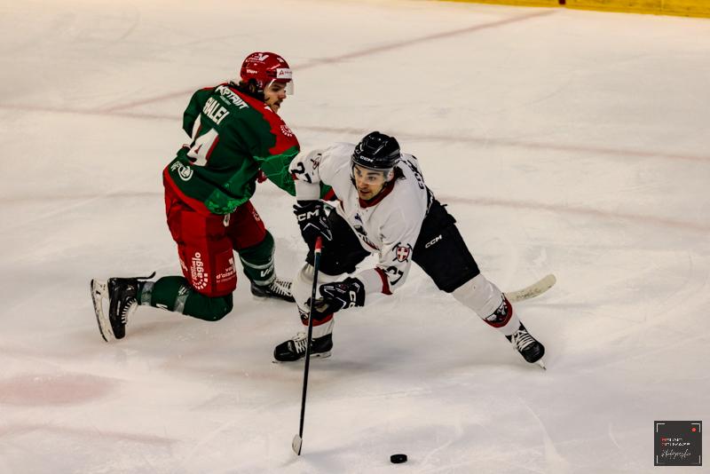 Cergy-Pontoise 8 - 2 Chamonix 