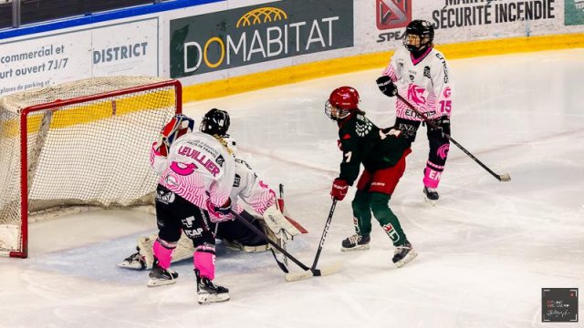 Photo hockey match Cergy-Pontoise / Féminin - Amiens / Féminin le 10/01/2026