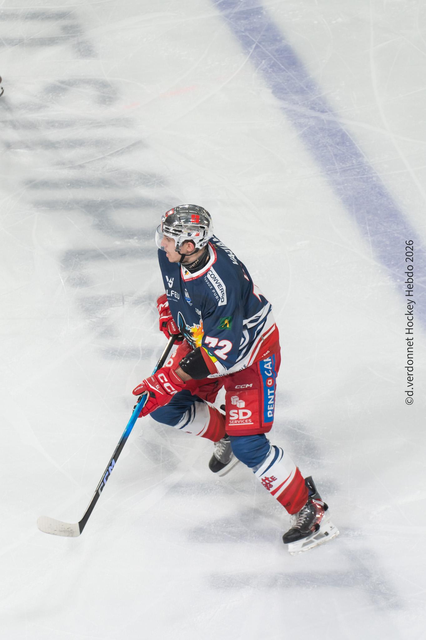 Grenoble  4 - 0 Cergy-Pontoise