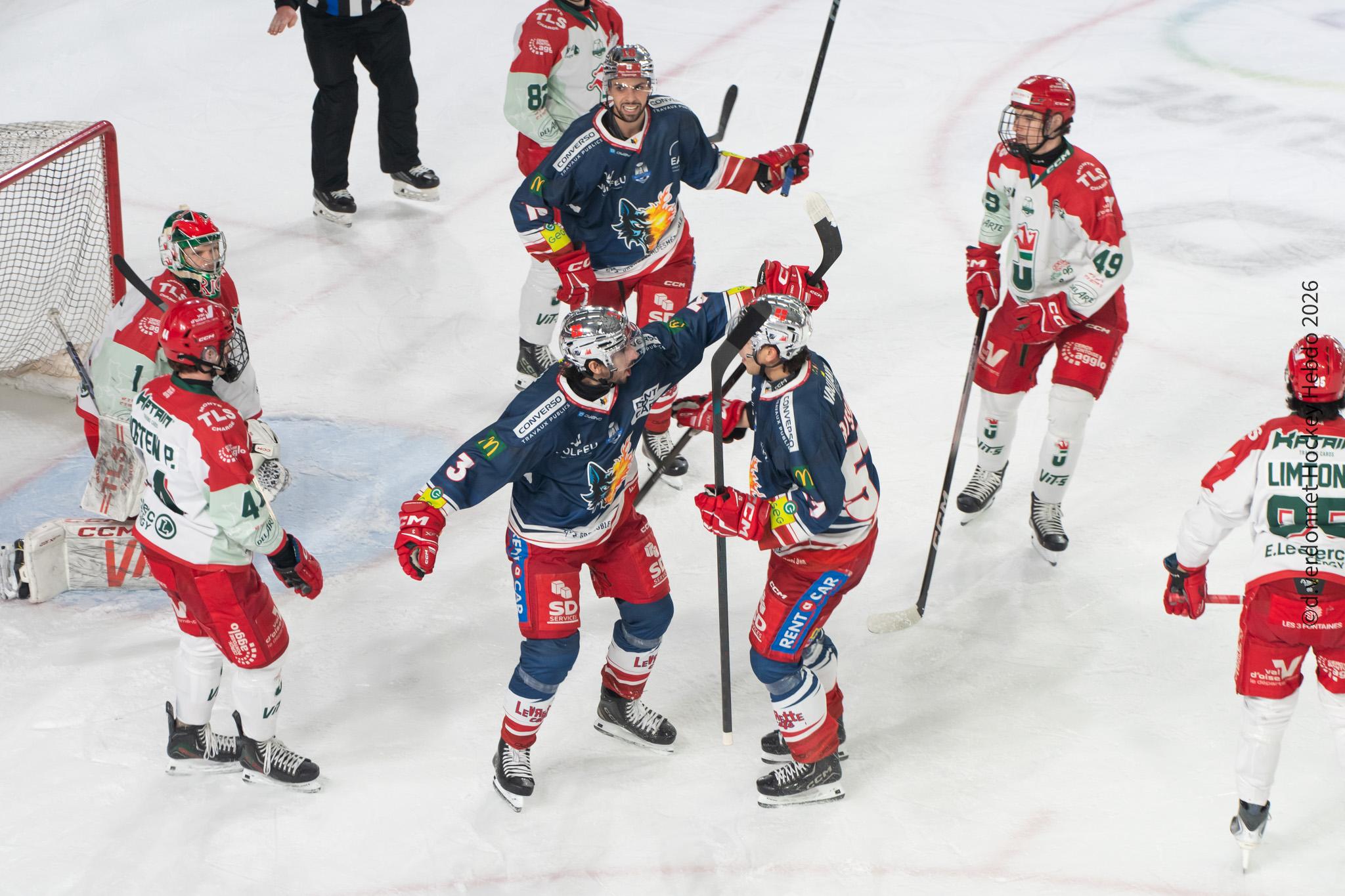 Grenoble  4 - 0 Cergy-Pontoise