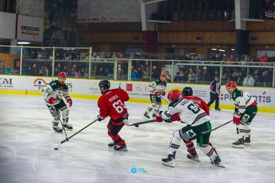 Chamonix  7 - 2 Anglet