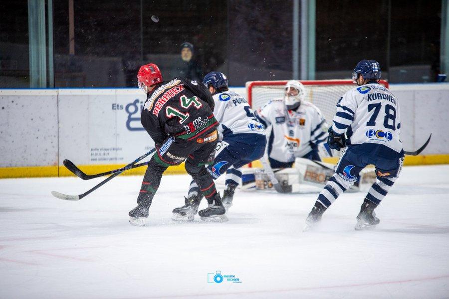 Mont-Blanc 5 - 2 Dunkerque