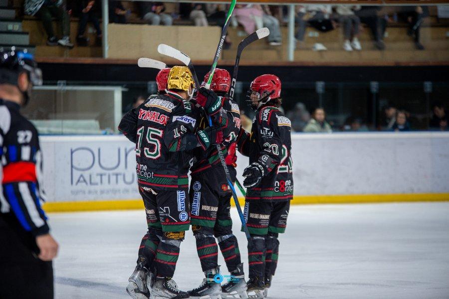 Mont-Blanc 5 - 2 Dunkerque