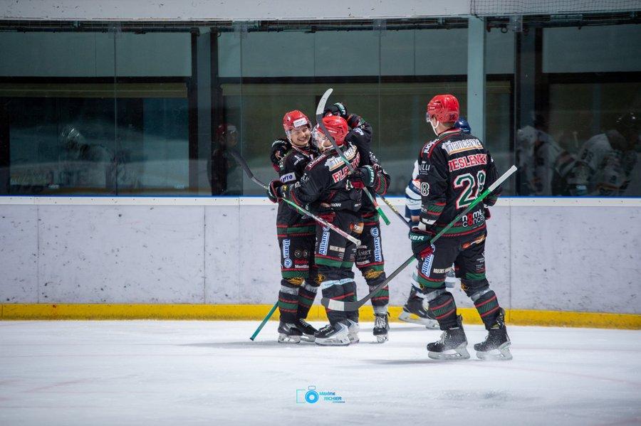 Mont-Blanc 5 - 2 Dunkerque