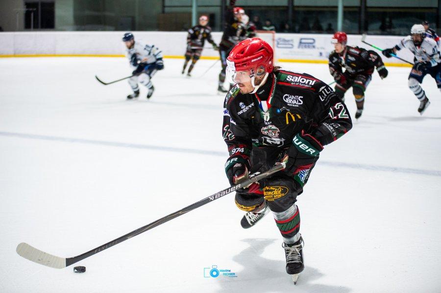 Mont-Blanc 5 - 2 Dunkerque