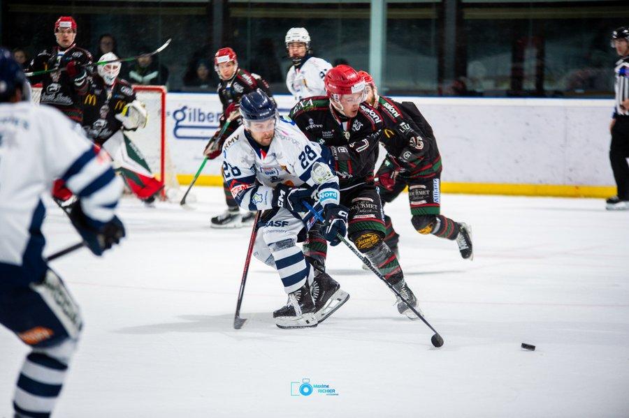 Mont-Blanc 5 - 2 Dunkerque