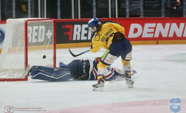 Photo hockey match Zürich - Langenthal le 17/01/2026