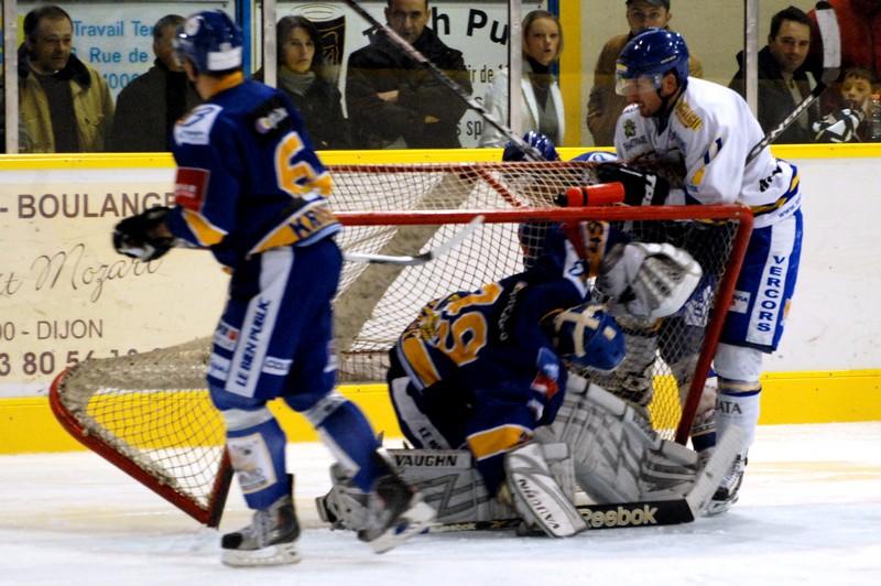 Dijon  8 - 2 Villard-de-Lans