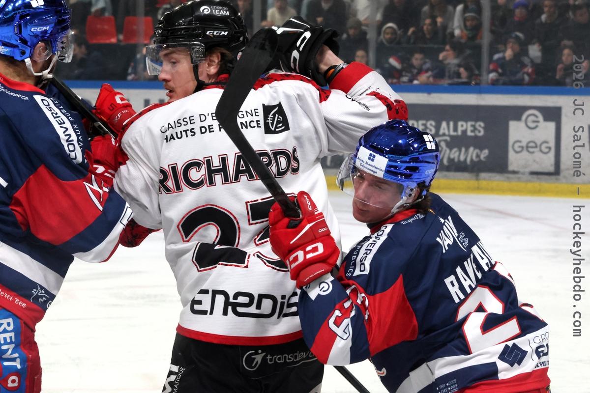 Grenoble  5 - 2 Amiens 