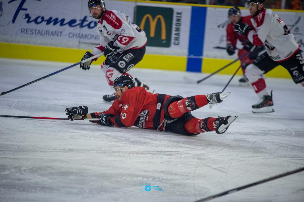 Chamonix  3 - 1 Amiens 