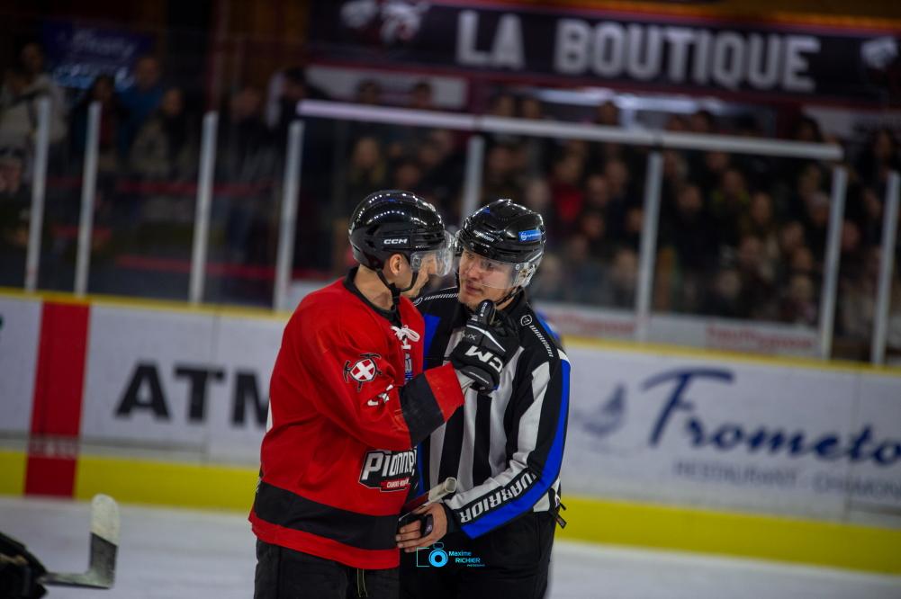 Chamonix  3 - 1 Amiens 