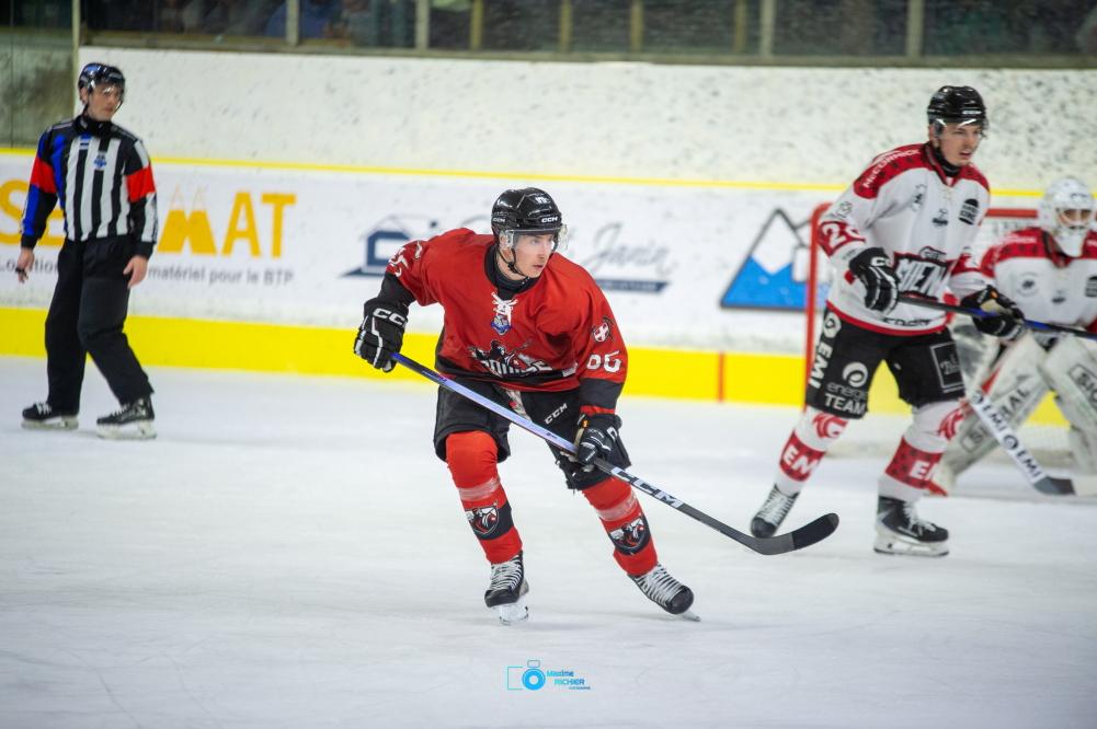 Chamonix  3 - 1 Amiens 