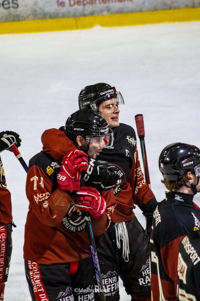 Morzine-Avoriaz 4 - 2 Neuilly/Marne