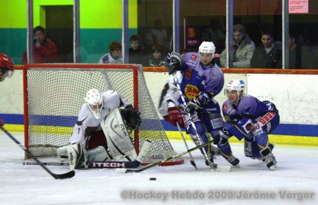 Photo hockey match Avignon - Cergy-Pontoise le 28/11/2009