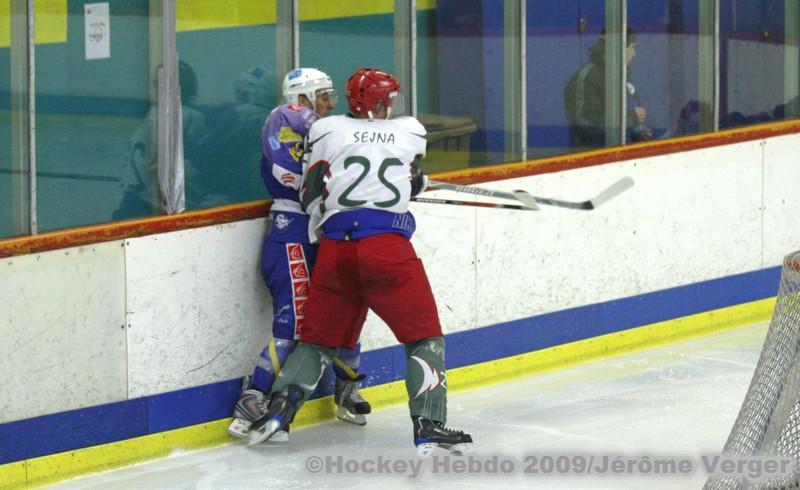 Avignon 5 - 4 Cergy-Pontoise