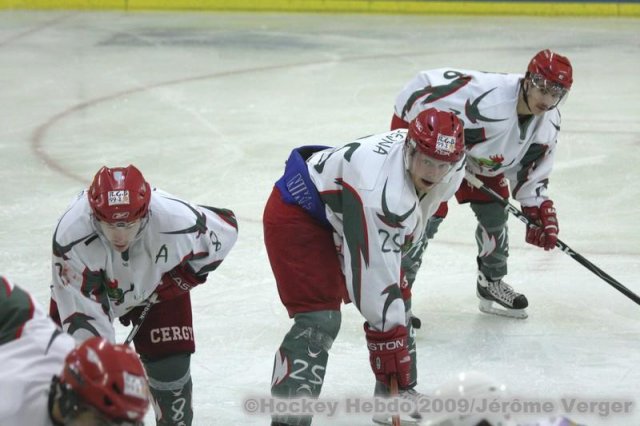 Photo hockey match Avignon - Cergy-Pontoise le 28/11/2009