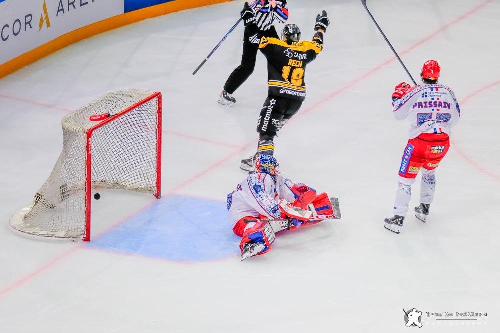 Rouen 6 - 1 Grenoble 