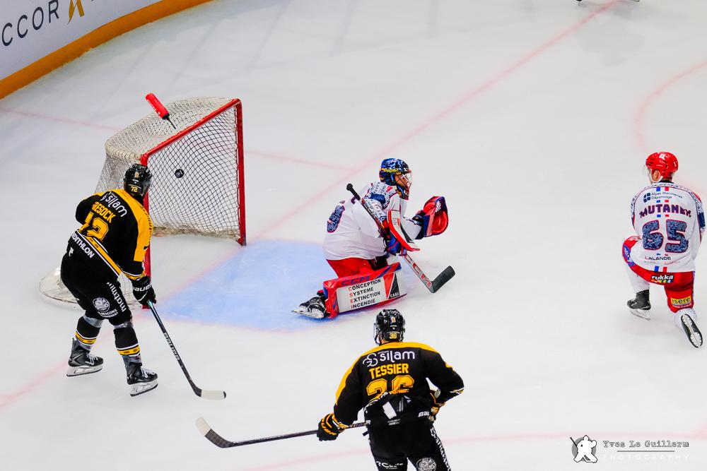 Rouen 6 - 1 Grenoble 
