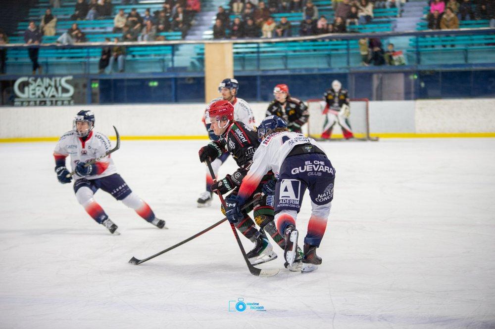 Mont-Blanc 3 - 5 Caen 