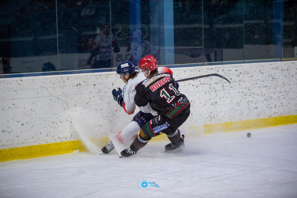 Mont-Blanc 3 - 5 Caen 
