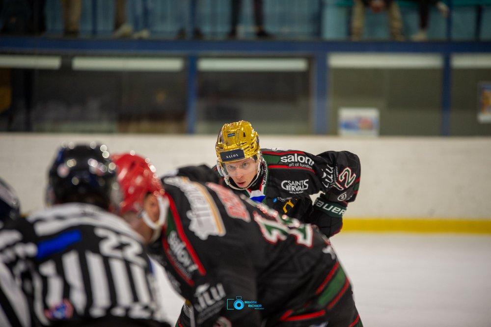 Mont-Blanc 3 - 5 Caen 