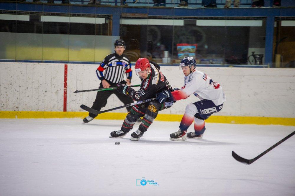 Mont-Blanc 3 - 5 Caen 