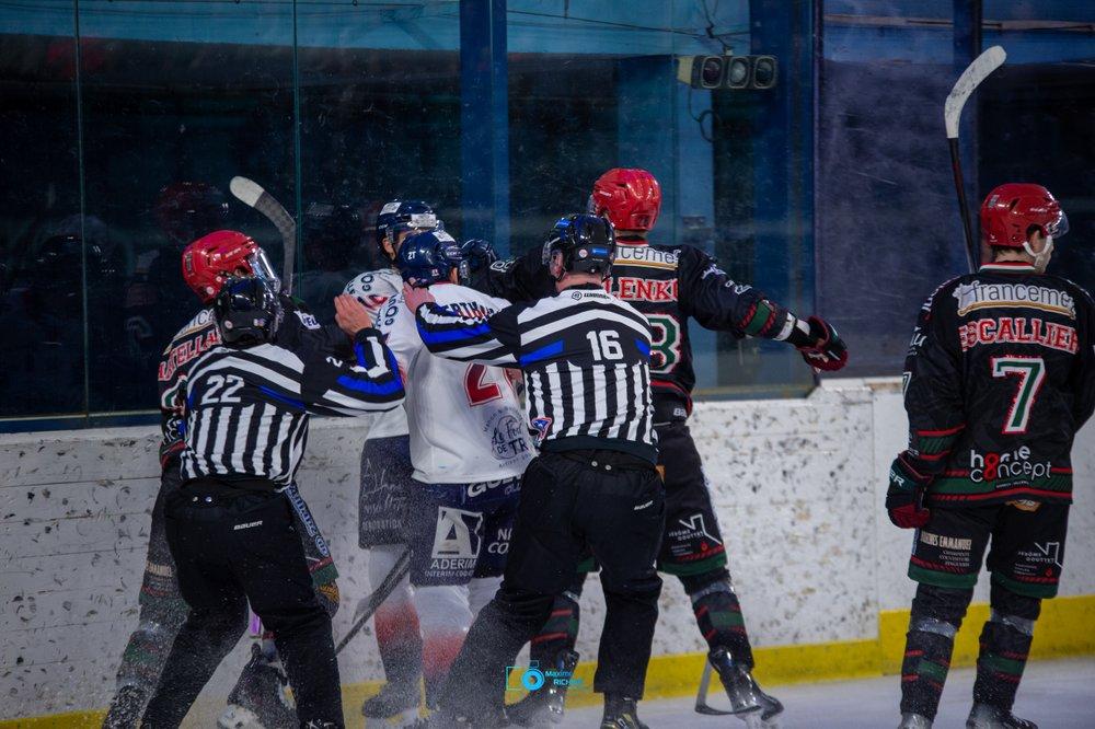 Mont-Blanc 3 - 5 Caen 