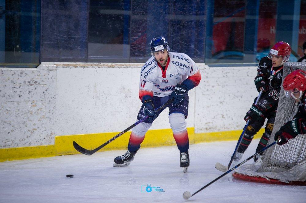 Mont-Blanc 3 - 5 Caen 