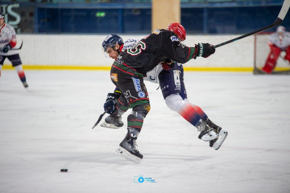 Mont-Blanc 3 - 5 Caen 