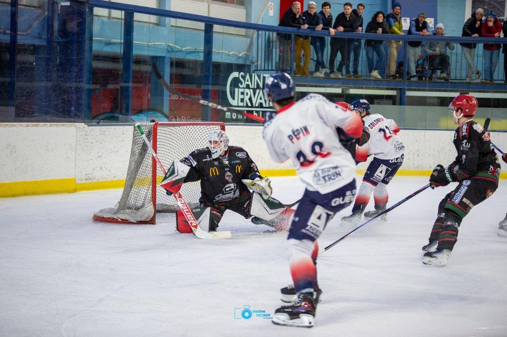 Mont-Blanc 3 - 5 Caen 