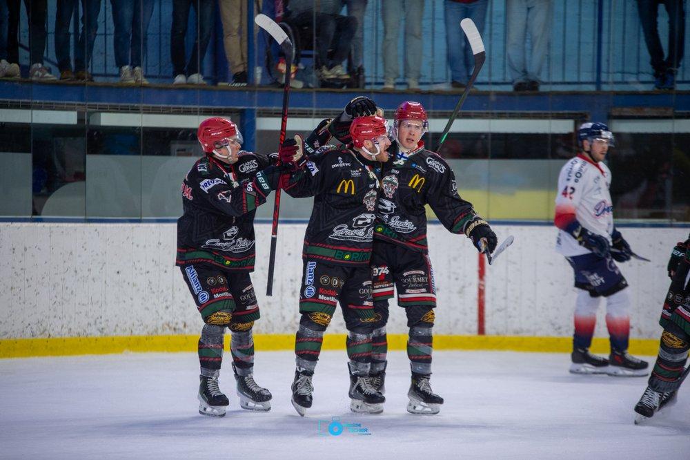 Mont-Blanc 3 - 5 Caen 