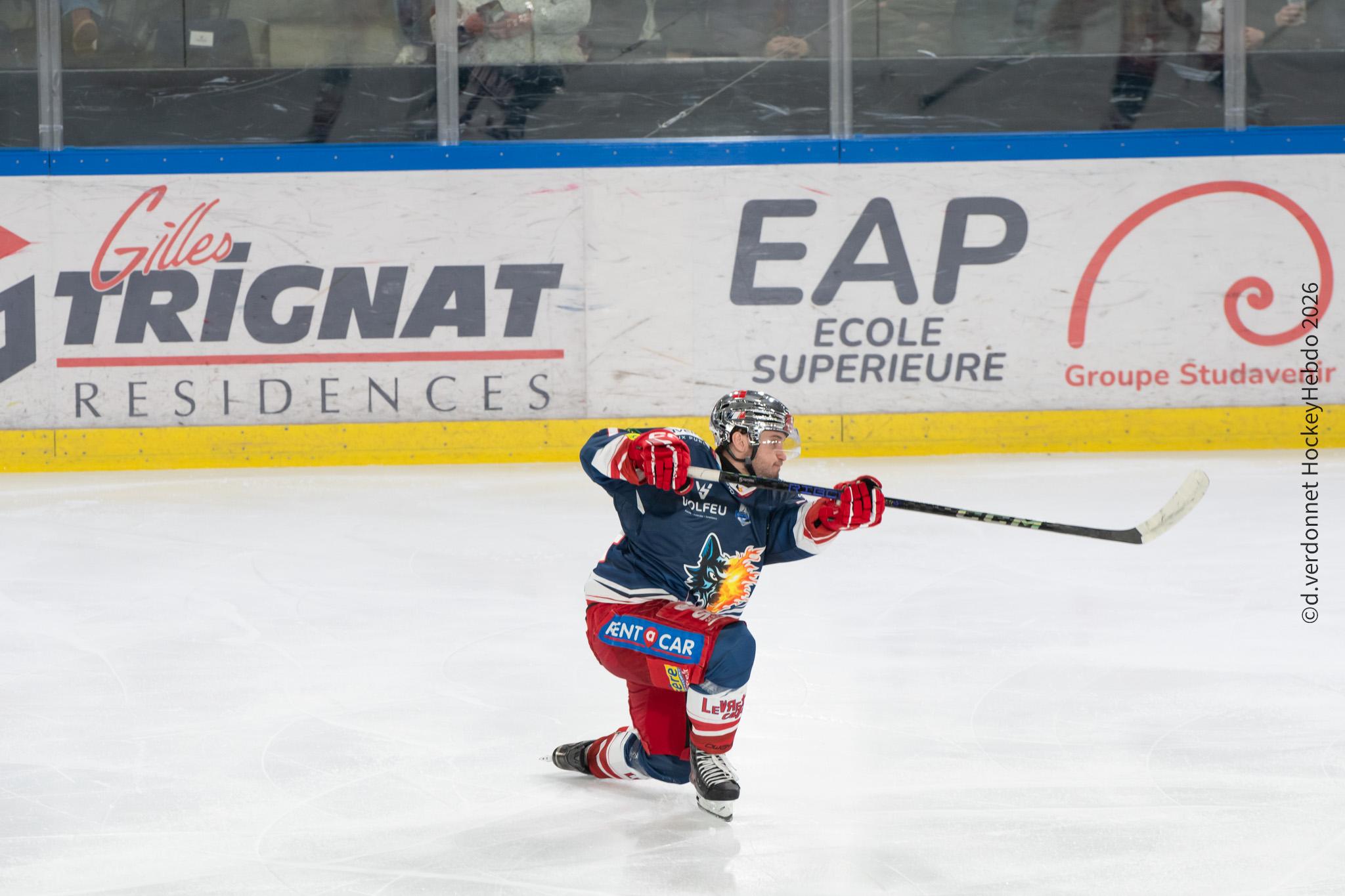 Grenoble  8 - 0 Anglet