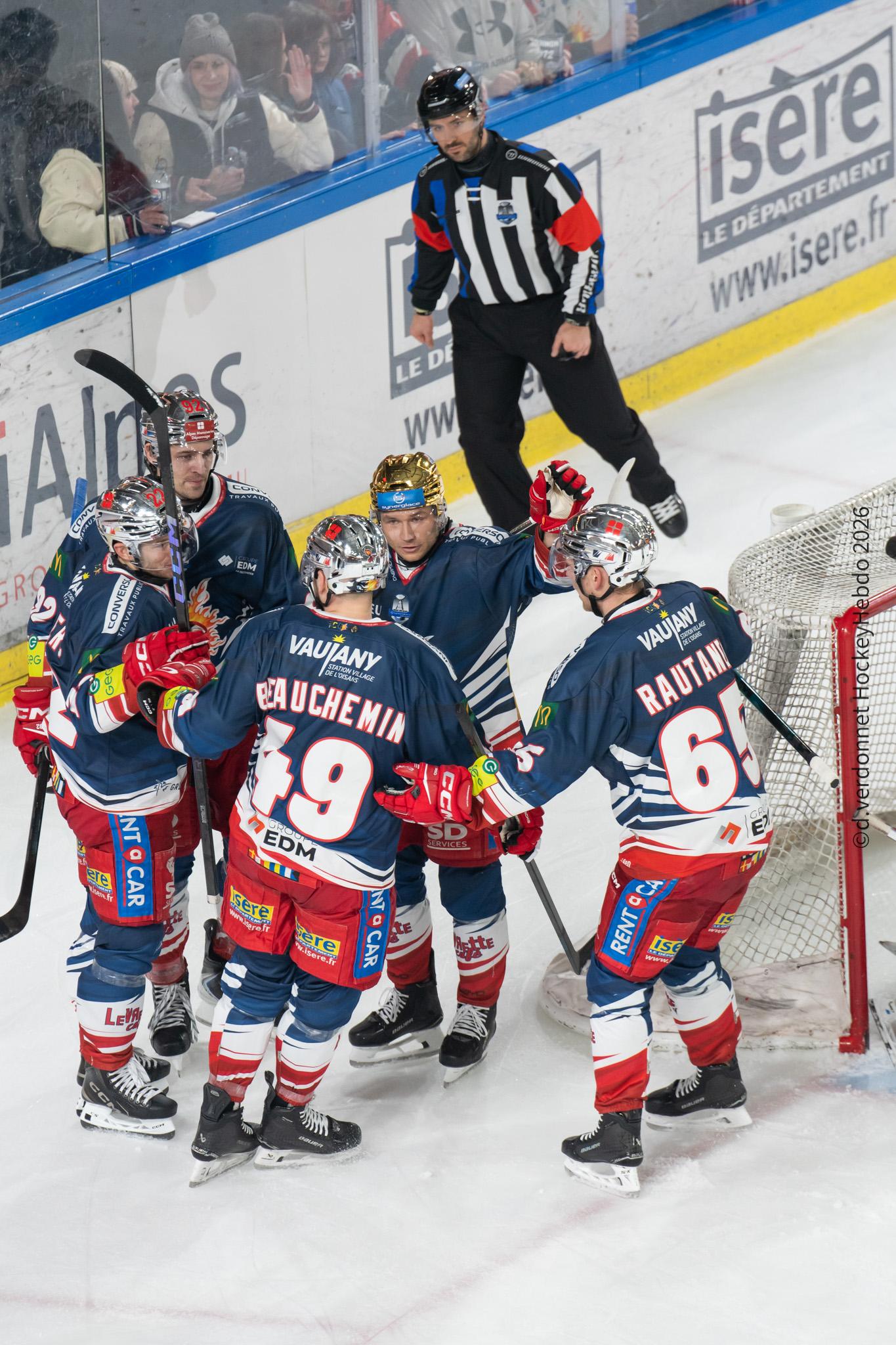 Grenoble  8 - 0 Anglet