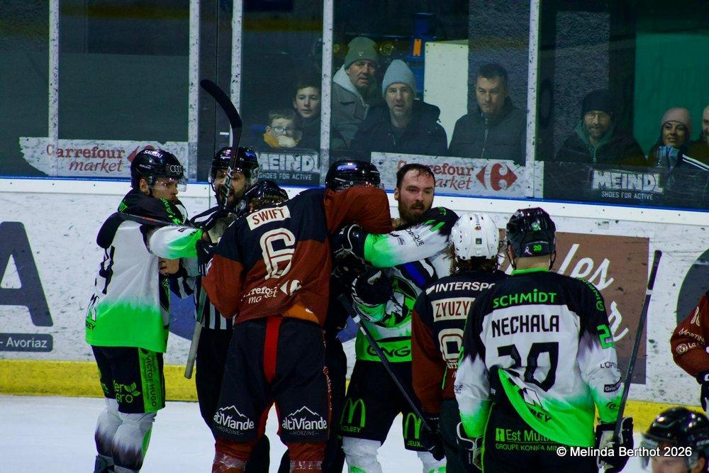 Morzine-Avoriaz 7 - 4 Epinal 