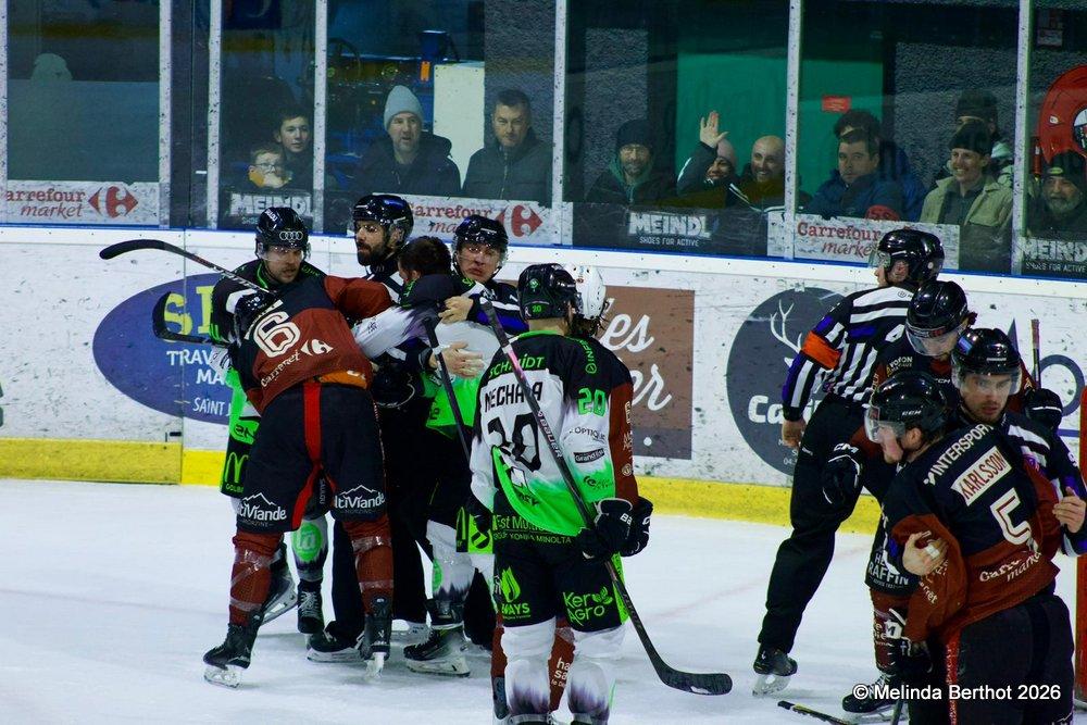 Morzine-Avoriaz 7 - 4 Epinal 