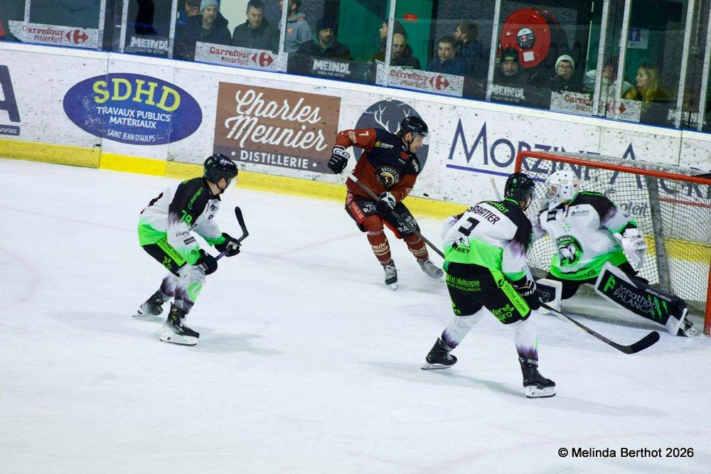 Morzine-Avoriaz 7 - 4 Epinal 