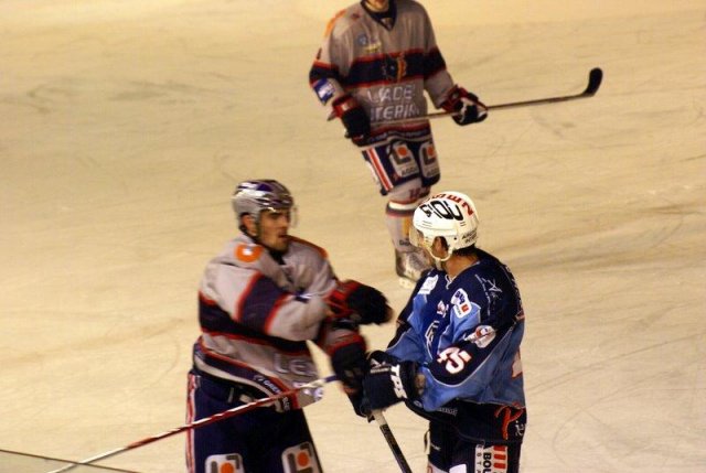 Photo hockey match Angers  - Grenoble  le 01/12/2009