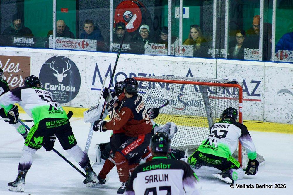 Morzine-Avoriaz 7 - 4 Epinal 