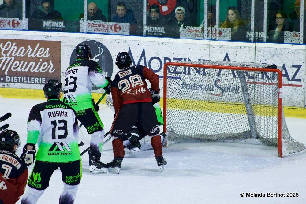 Morzine-Avoriaz 7 - 4 Epinal 