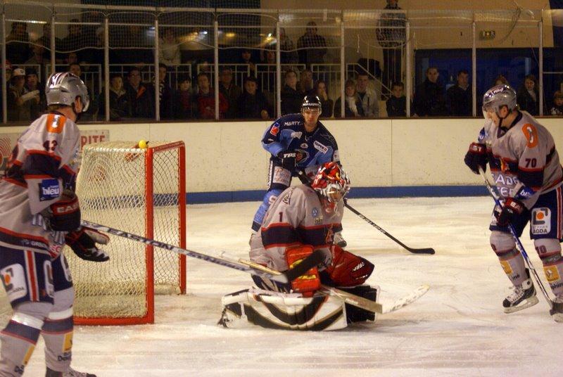 Angers  8 - 4 Grenoble 
