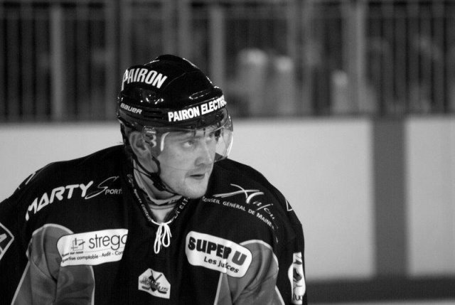 Photo hockey match Angers  - Grenoble  le 01/12/2009