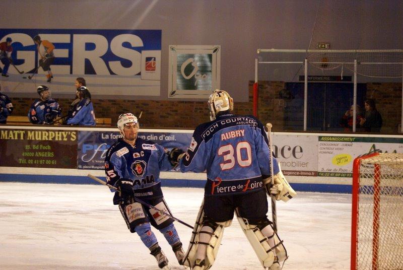 Angers  8 - 4 Grenoble 
