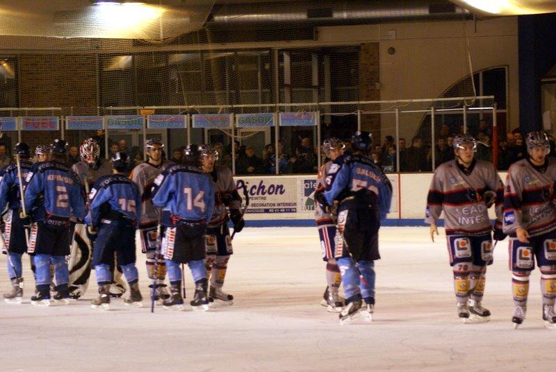 Angers  8 - 4 Grenoble 