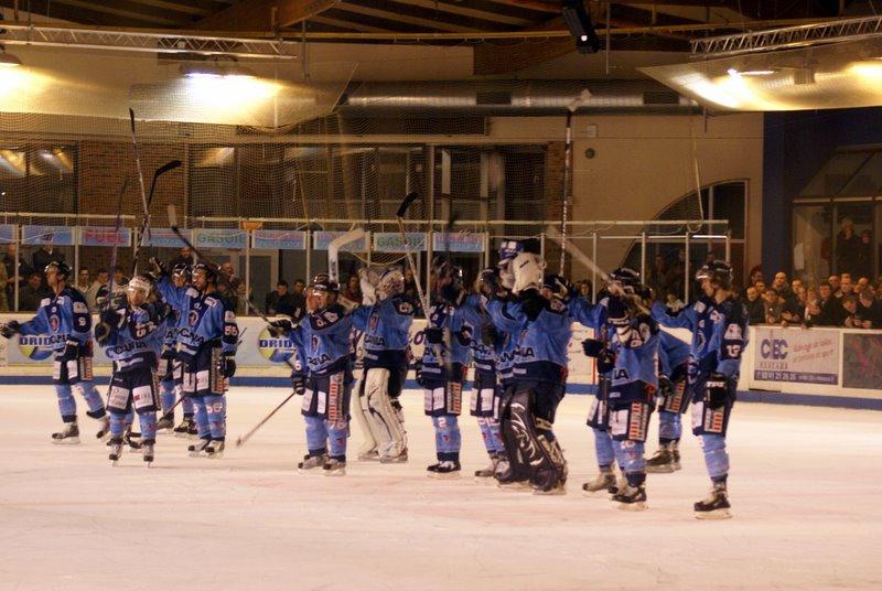 Angers  8 - 4 Grenoble 